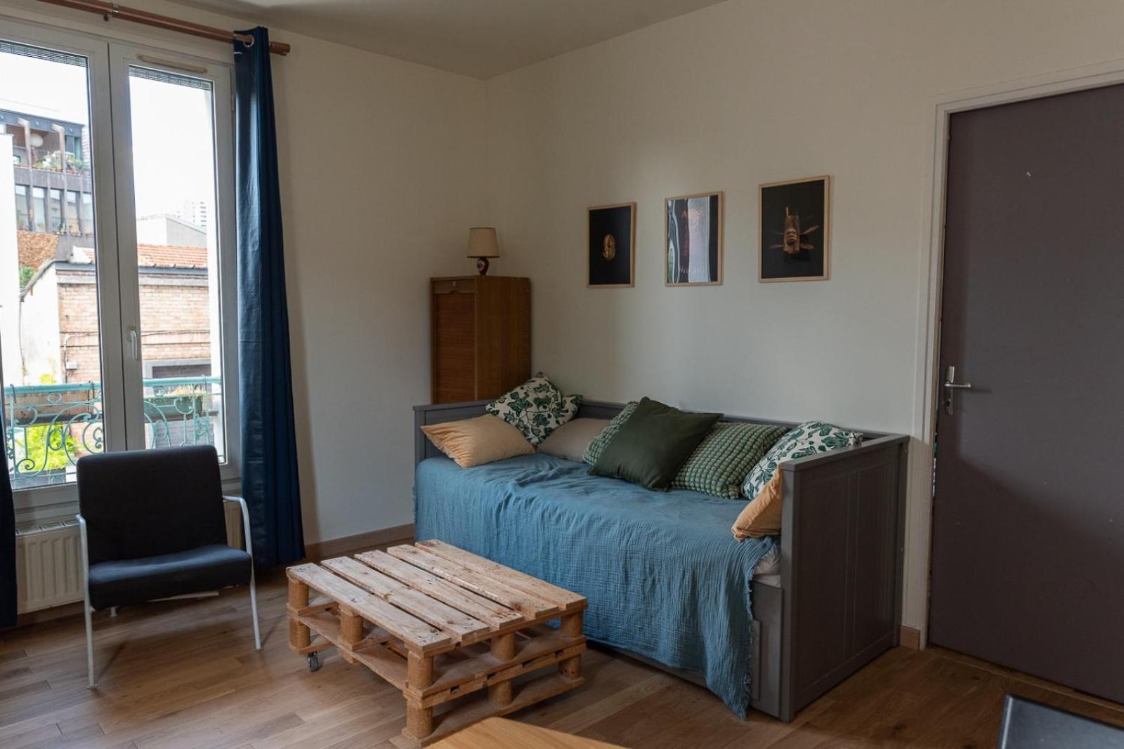 Confortable Deux Pieces Aux Portes De Paris بانيوليه المظهر الخارجي الصورة